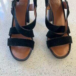 Franco Sarto Open toe stacked heel